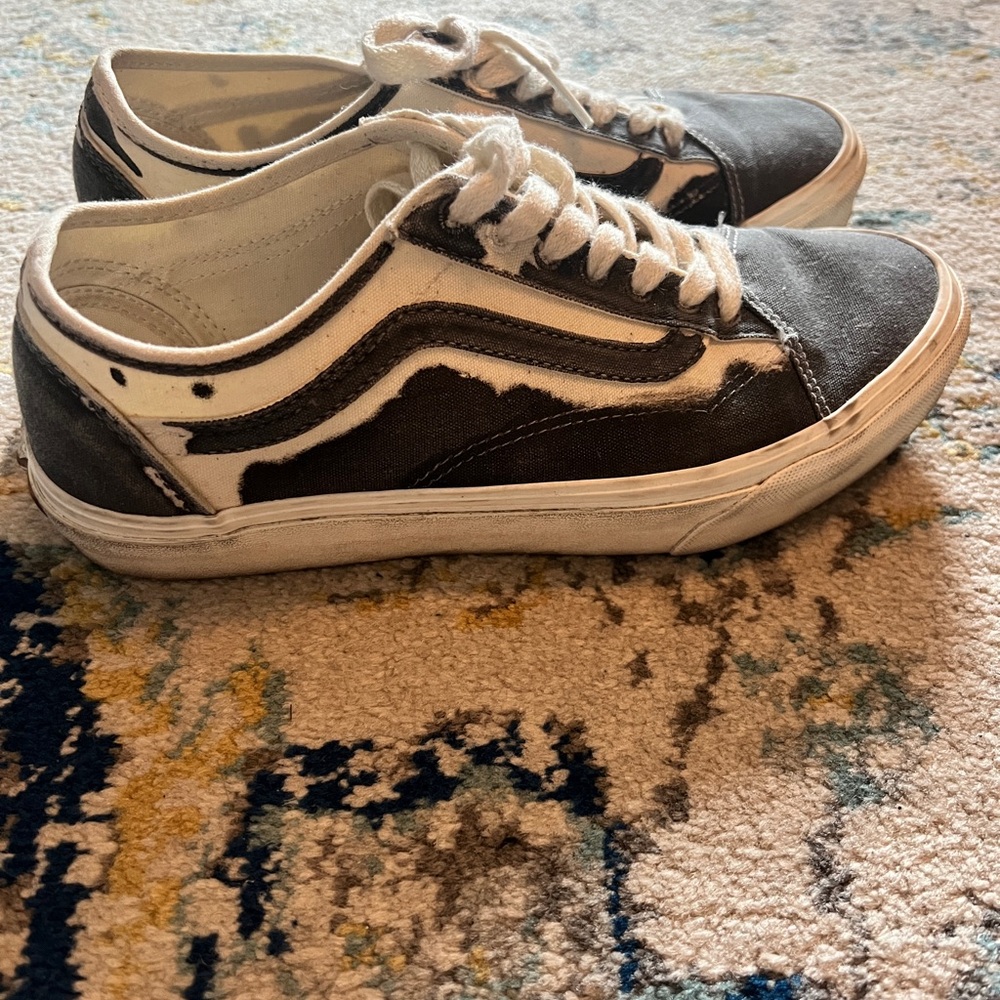 Vans Women’s Gray and White Sneakers